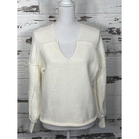 CABI Easy Pullover Sweater V-Neck Vintage White Sz XL #6172 EUC - Picture 2 of 5